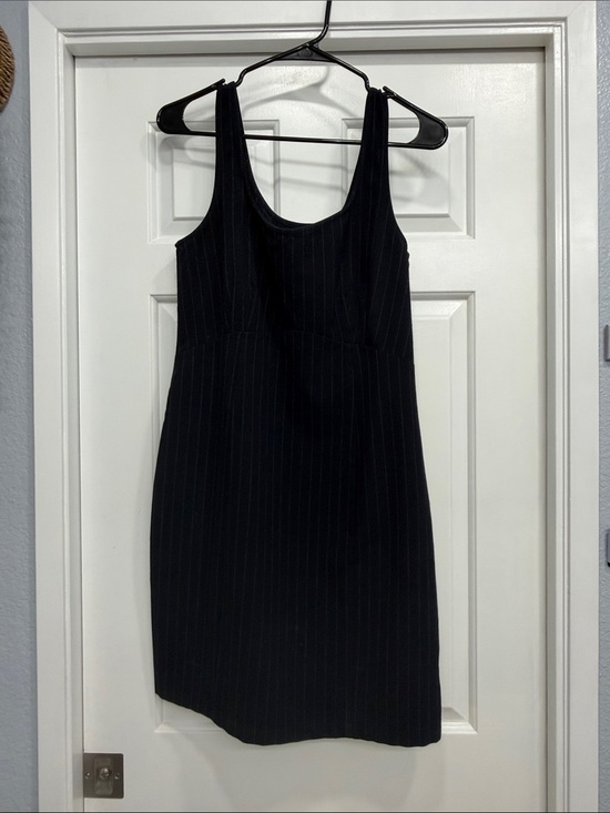 Dresses & Skirts - GG Collection Black Pinstripe Sleeveless Mini Dress
